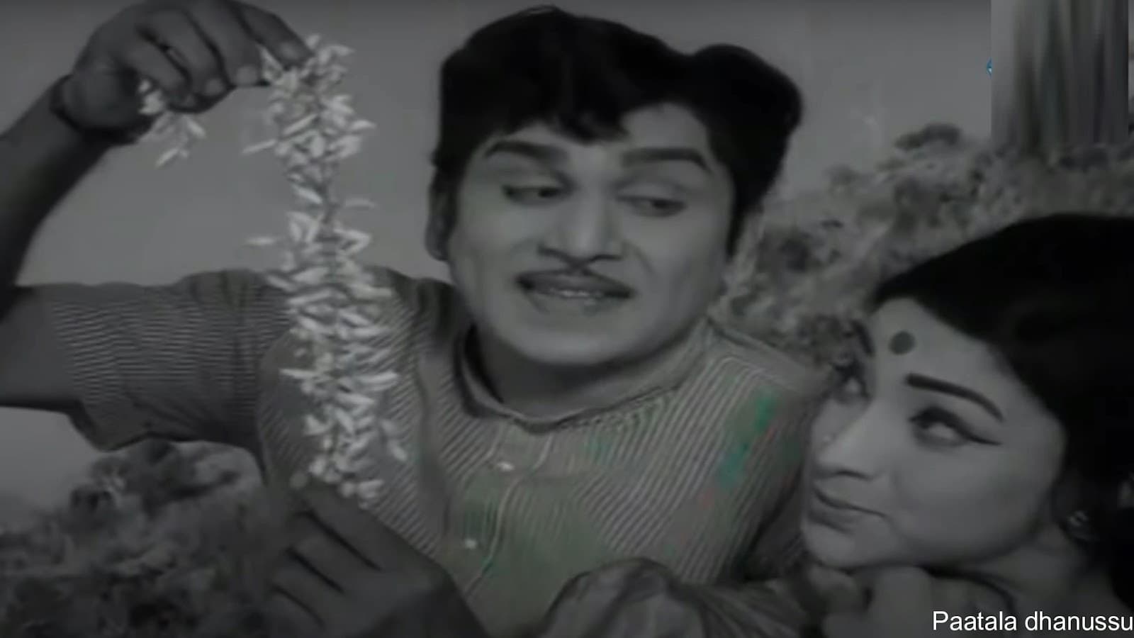 తింటే గారెలే తినాలి