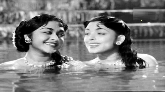 జలకాలాటలలో కలకల పాటలలో