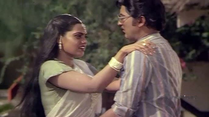 తడిసిన కోరిక తాళం తడుతుంటే